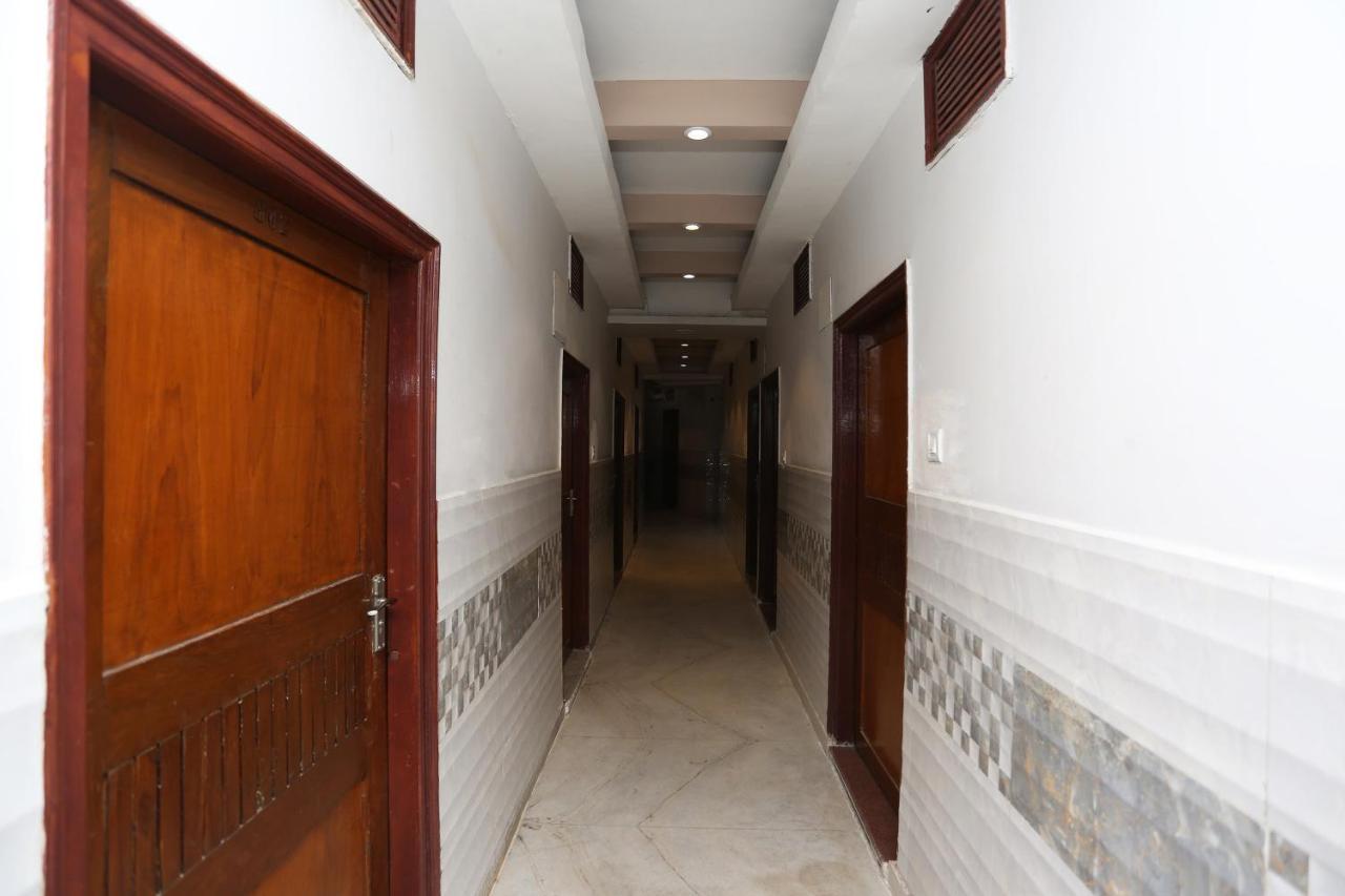 Oyo 4956 Hotel Maharaja Palace Kanpur Luaran gambar