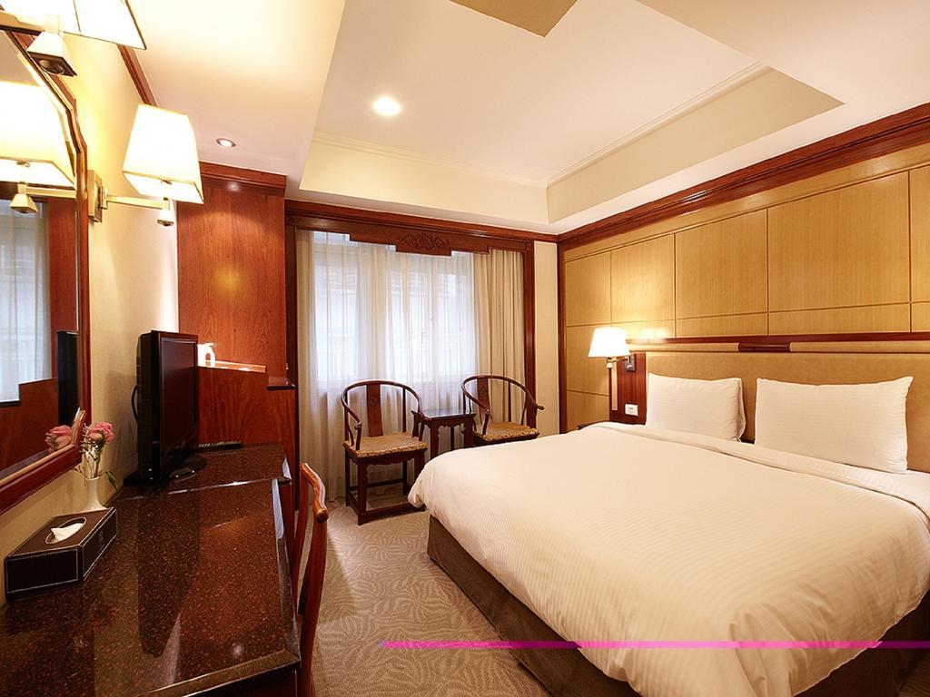 Oyo 4956 Hotel Maharaja Palace Kanpur Bilik gambar