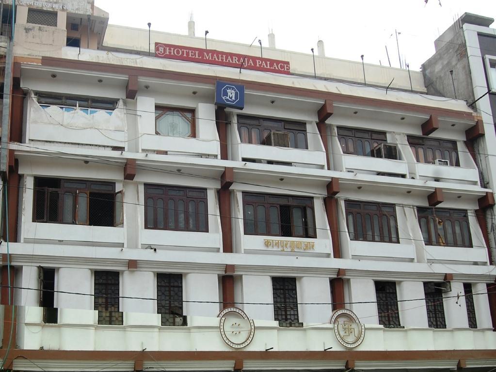 Oyo 4956 Hotel Maharaja Palace Kanpur Luaran gambar